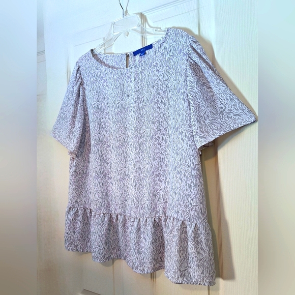 'Apt 9' shirt, black on white, flutter sleeves, bottom hem ruffle, Sz. XL - Picture 2 of 7